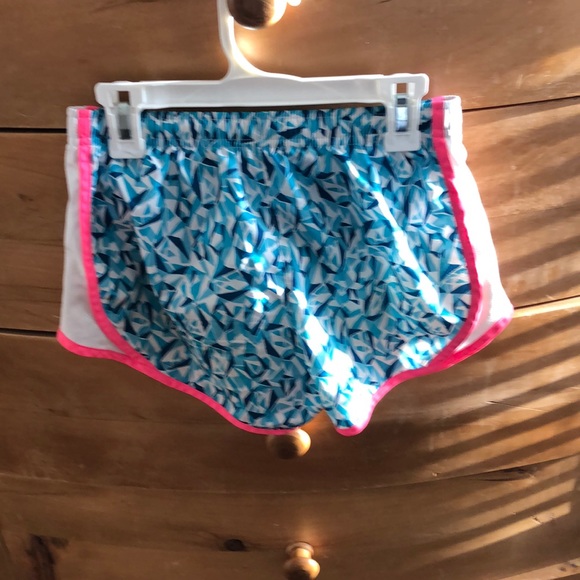 Nike pattern athletic shorts - Picture 4 of 5